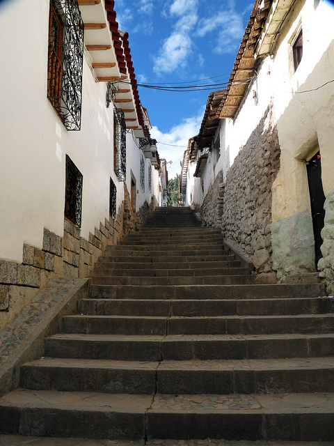 CC-BY Karlnorling Cusco